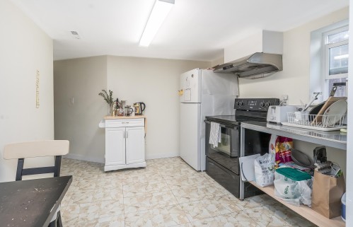4476 Beatrice Street, Vancouver, BC - 