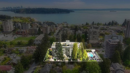212-1425 Esquimalt Avenue, West Vancouver, BC - Outdoor With Body Of Water With View