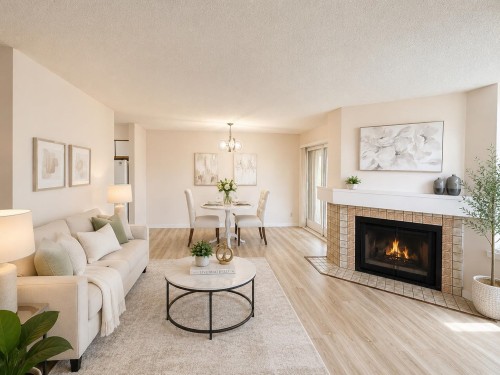 103-5025 Sanders Street, Burnaby, BC - Indoor Photo Showing Living Room With Fireplace