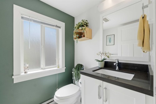 64-11305 240 Street, Maple Ridge, BC - Indoor Photo Showing Bathroom