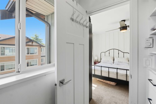 64-11305 240 Street, Maple Ridge, BC - Indoor