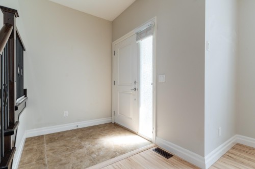 1250 Coast Meridian Road, Coquitlam, BC - Indoor Photo Showing Other Room