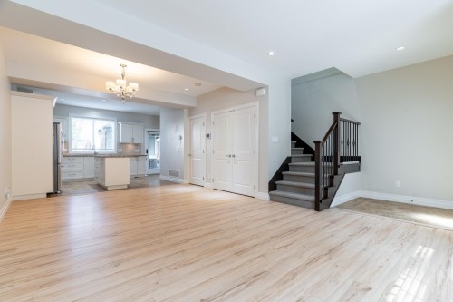 1250 Coast Meridian Road, Coquitlam, BC - Indoor