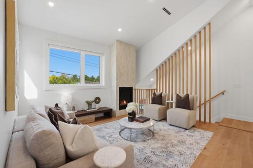 2436 20Th Avenue E, Vancouver, BC 