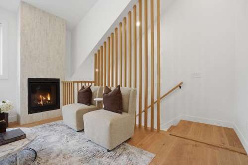 2436 20Th Avenue E, Vancouver, BC 