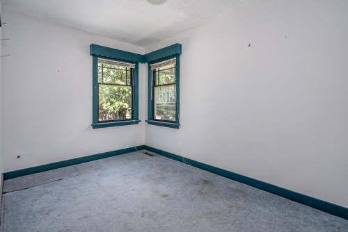 1963 Fraser Avenue, Port Coquitlam, BC - Indoor Photo Showing Other Room