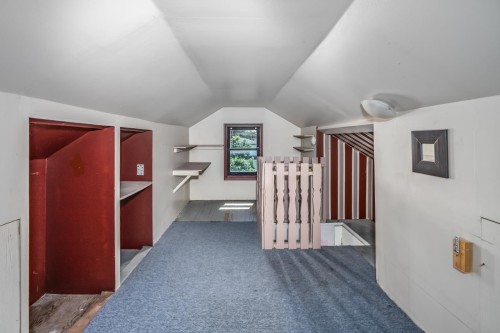 1963 Fraser Avenue, Port Coquitlam, BC - Indoor Photo Showing Other Room