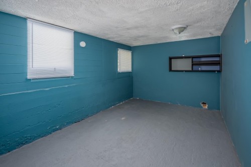 1963 Fraser Avenue, Port Coquitlam, BC - Indoor Photo Showing Other Room