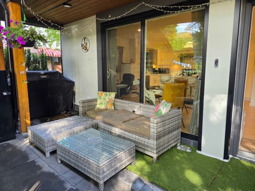4728 Duchess Street, Vancouver, BC - Outdoor With Deck Patio Veranda With Exterior