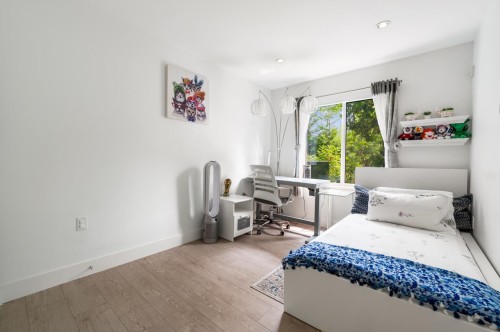 4728 Duchess Street, Vancouver, BC - Indoor