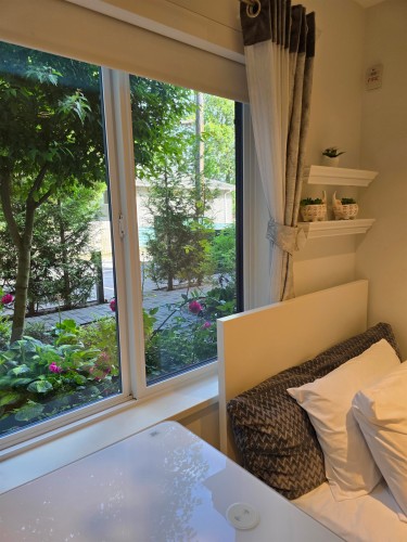 4728 Duchess Street, Vancouver, BC - Indoor