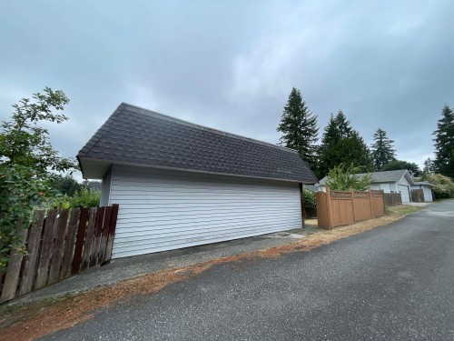 937 Kinsac Street, Coquitlam, BC - Outdoor