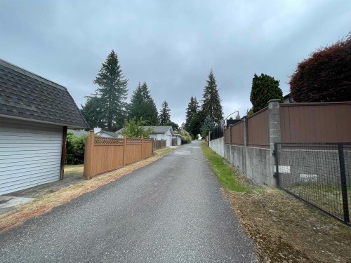 937 Kinsac Street, Coquitlam, BC - Outdoor