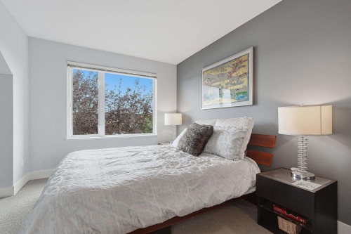 27-230 Salter Street, New Westminster, BC - Indoor Photo Showing Bedroom