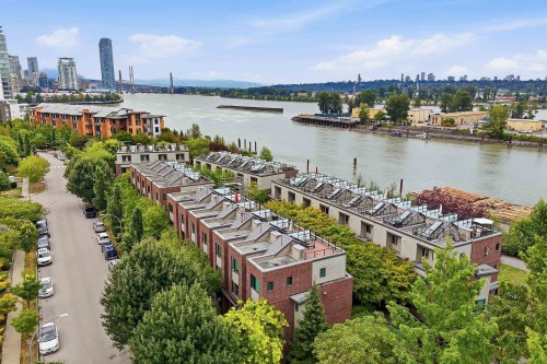 27-230 Salter Street, New Westminster, BC - Outdoor With Body Of Water With View