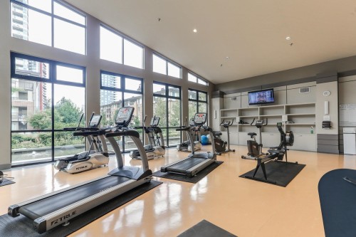 1305-3096 Windsor Gate, Coquitlam, BC - Indoor Photo Showing Gym Room