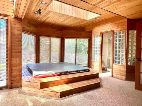 8351 Sunnywood Drive, Richmond, BC - Indoor Photo Showing Other Room