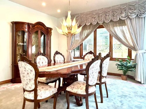 8351 Sunnywood Drive, Richmond, BC - Indoor Photo Showing Dining Room