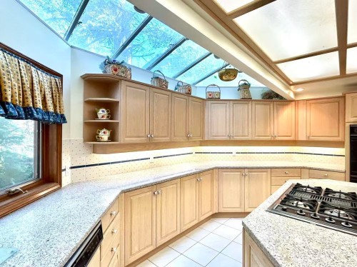 8351 Sunnywood Drive, Richmond, BC - Indoor Photo Showing Kitchen
