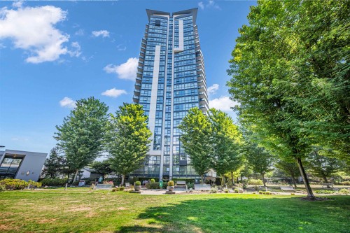 501-2225 Holdom Avenue, Burnaby, BC - Outdoor