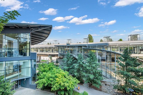 501-2225 Holdom Avenue, Burnaby, BC - Outdoor With Balcony