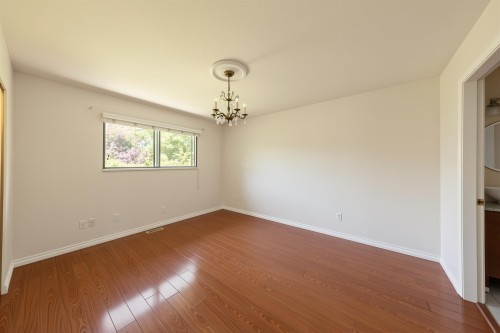 1266 Hudson Street, Coquitlam, BC - Indoor Photo Showing Other Room