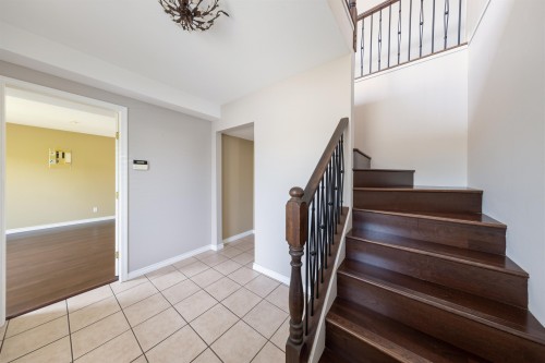 1266 Hudson Street, Coquitlam, BC - Indoor Photo Showing Other Room
