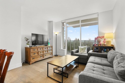 704-1675 Lions Gate Lane, North Vancouver, BC - Indoor Photo Showing Living Room