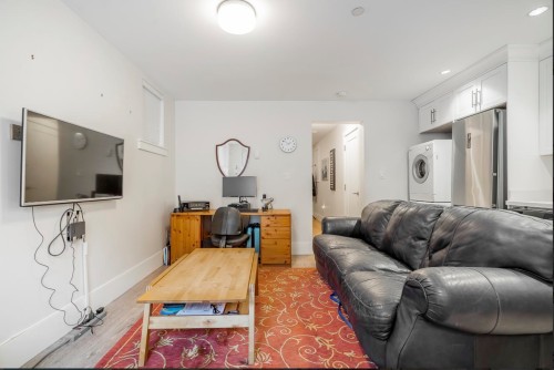 119 27Th Avenue E, Vancouver, BC - Indoor