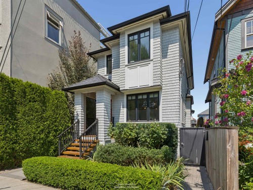 119 27Th Avenue E, Vancouver, BC - Outdoor