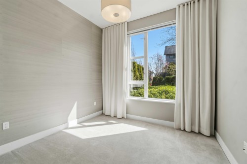109-550 Seaborne Place, Port Coquitlam, BC - Indoor Photo Showing Other Room