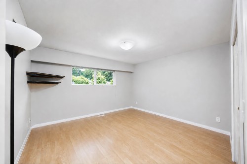 12209 Skillen Street, Maple Ridge, BC - Indoor Photo Showing Other Room
