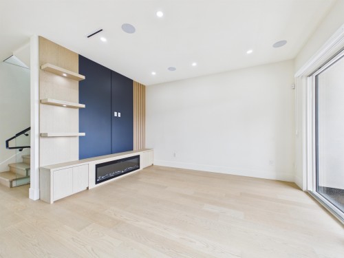 1-6512 Grant Street, Burnaby, BC - Indoor Photo Showing Other Room