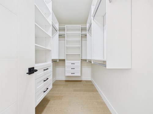 1-6512 Grant Street, Burnaby, BC - Indoor With Storage