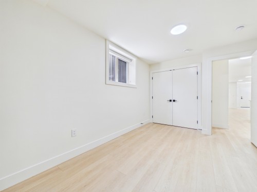 1-6512 Grant Street, Burnaby, BC - Indoor Photo Showing Other Room