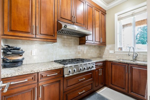 7600 Belair Drive, Richmond, BC - Indoor Photo Showing Kitchen With Double Sink