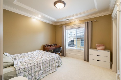 7600 Belair Drive, Richmond, BC - Indoor Photo Showing Bedroom