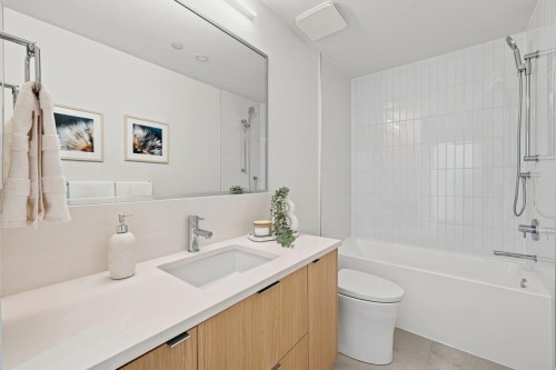 4778 48B Street, Delta, BC - Indoor Photo Showing Bathroom