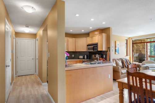 209-8080 Nicklaus North Boulevard, Whistler, BC - Indoor