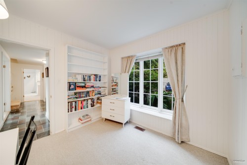 5384 Kew Cliff Road, West Vancouver, BC - Indoor