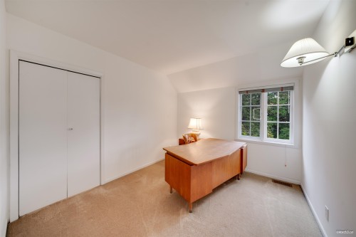 5384 Kew Cliff Road, West Vancouver, BC - Indoor