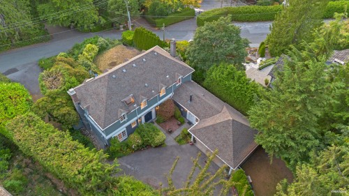 5384 Kew Cliff Road, West Vancouver, BC - Outdoor With View
