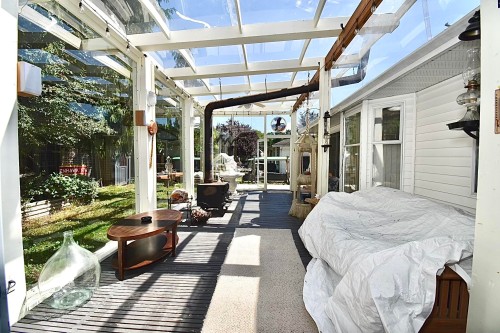 1572 Larchberry Way, Gibsons, BC - Outdoor