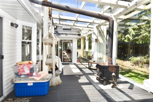 1572 Larchberry Way, Gibsons, BC - 