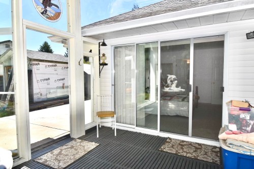1572 Larchberry Way, Gibsons, BC -  With Exterior