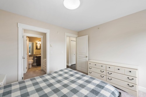 406-12283 224 Street, Maple Ridge, BC - Indoor Photo Showing Bedroom