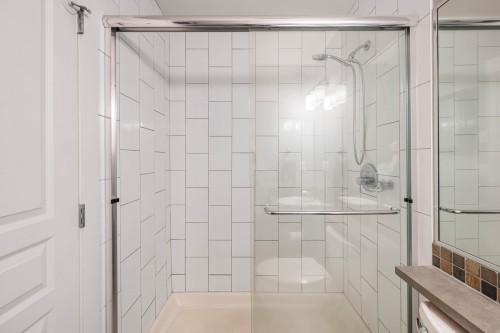 406-12283 224 Street, Maple Ridge, BC - Indoor Photo Showing Bathroom