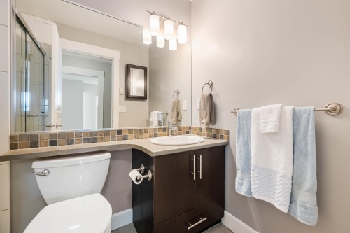406-12283 224 Street, Maple Ridge, BC - Indoor Photo Showing Bathroom