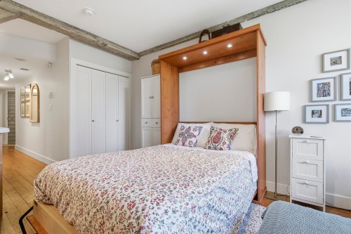 512-1216 Homer Street, Vancouver, BC - Indoor Photo Showing Bedroom