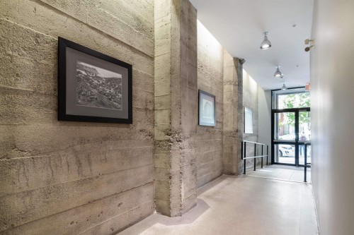 512-1216 Homer Street, Vancouver, BC - Indoor Photo Showing Other Room